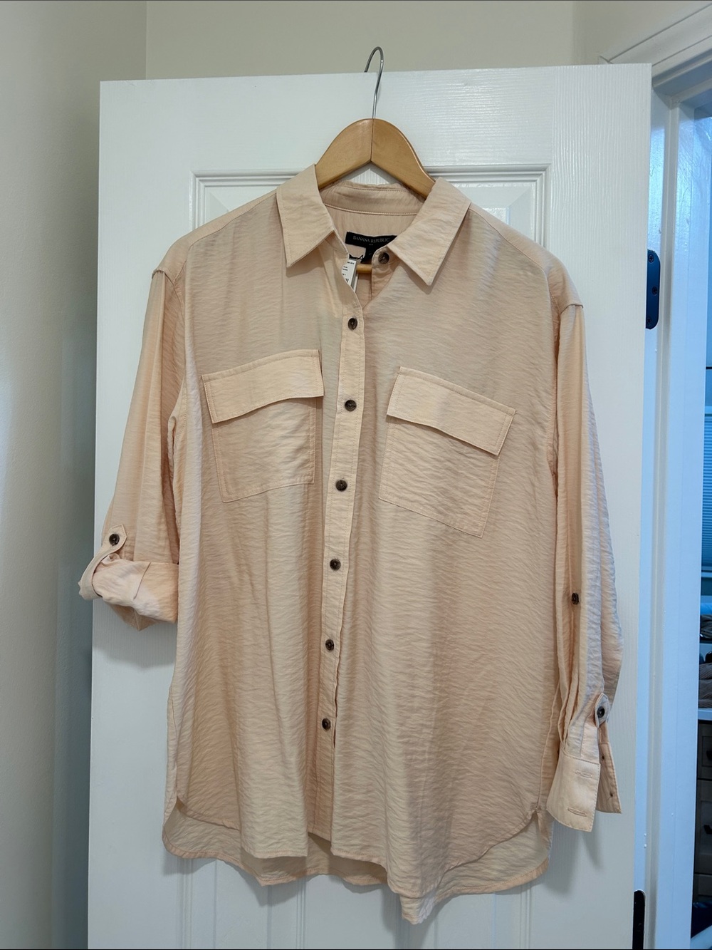 Banana Republic Light Peach Button-Front Blouse